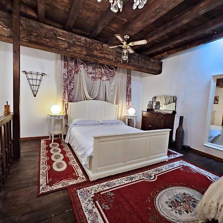 Residenza Saragozza Nuovo Stile Gipsy 2025 ! Apartman Bologna Kültér fotó